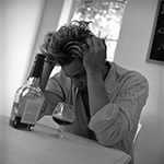 Алкоголь увеличивает вероятность распада семьи